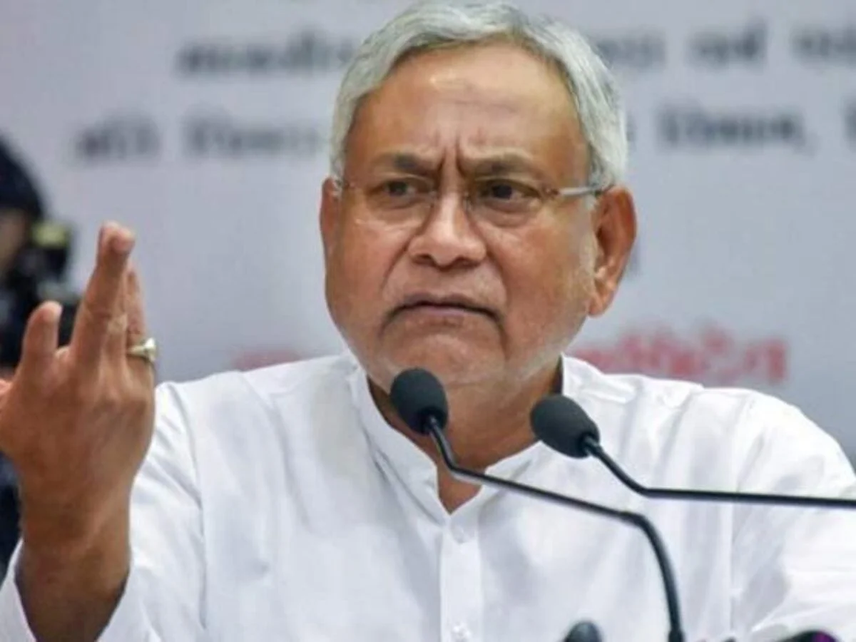 পাটনায় মুখ্যমন্ত্রী নীতীশের কনভয়ে হামলা, গাড়ি ভাঙচুর