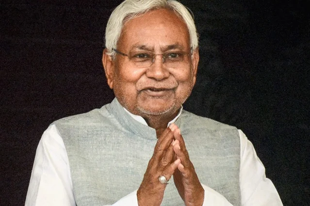 মহাজোটের নেতা নির্বাচিত হলেন নীতীশ কুমার