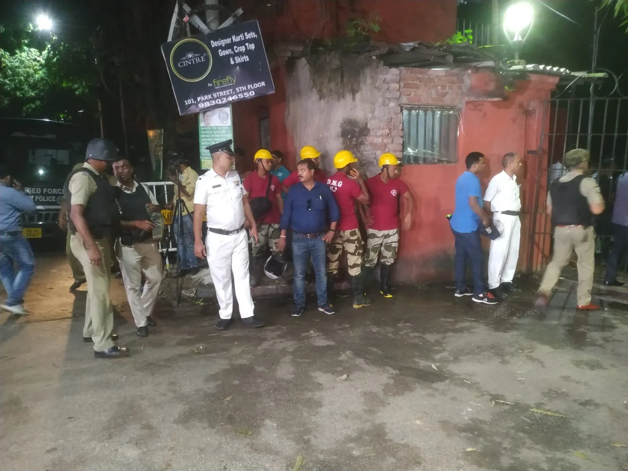 পার্ক স্ট্রিটের যাদুঘরের সামনে এলোপাথাড়ি চলল গুলি, গুলিবিদ্ধ হয়ে মৃত ১