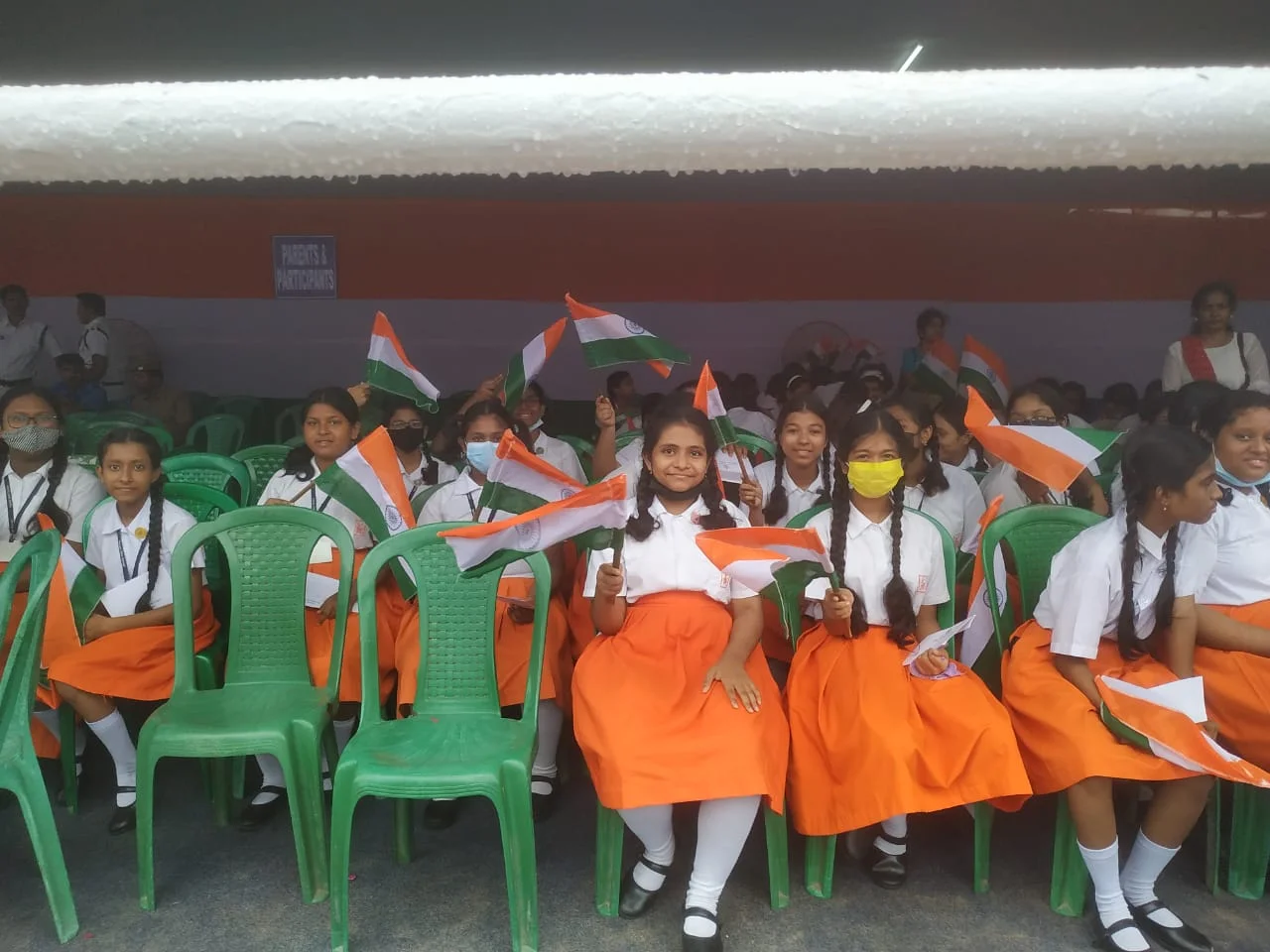 স্বাধীনতা দিবসে ---- রেড রোড থেকে বিশেষ মুহূর্তের ছবি পুবের কলমের ক্যামেরায়