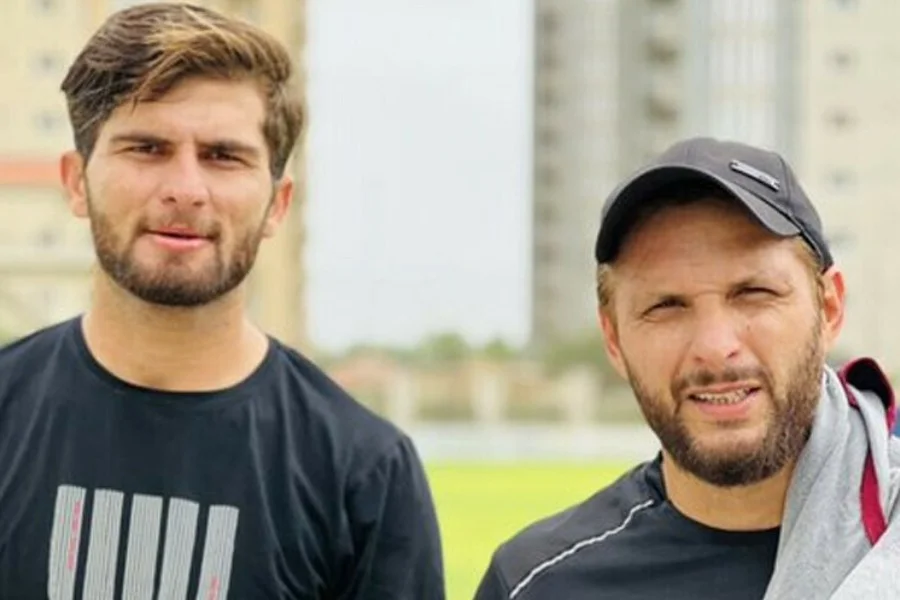 শাহিন আফ্রিদিকে নিয়ে তোলপাড় পাক ক্রিকেট