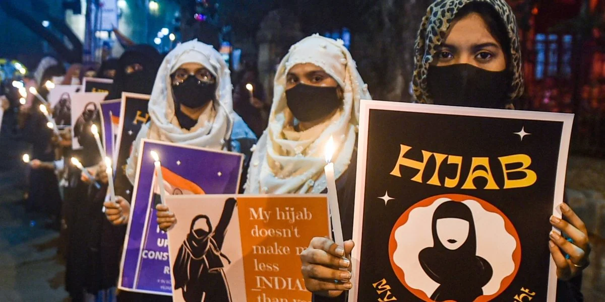 হিজাব-প্রিয় দৃঢ় প্রত্যয়ী ছাত্রীদের সম্মান জানানো উচিত, আইনজীবীর অভিমত সুপ্রিম কোর্টে