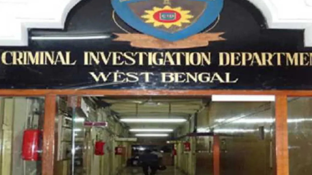 BREAKING NEWS: আইপিএস অফিসার ও ব্যবসায়ীর বাড়িতে সিআইডির হানা