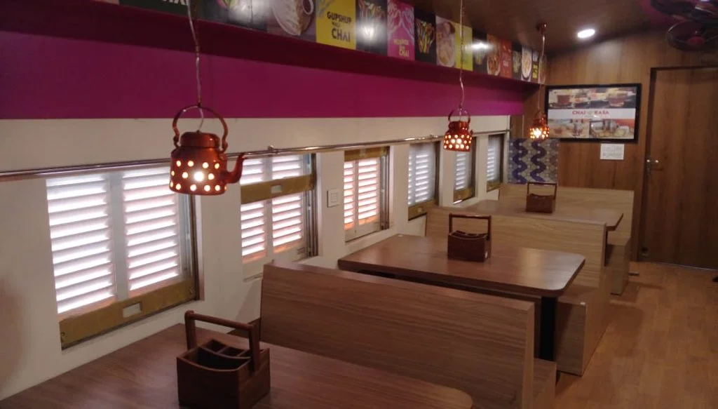 অকেজো বগি দিয়ে তৈরি হচ্ছে রেস্তরাঁ, আয় বাড়াতে অভিনব পথ রেলের