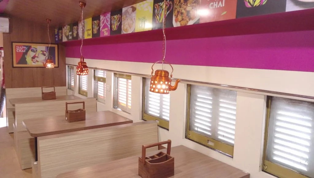 অকেজো বগি দিয়ে তৈরি হচ্ছে রেস্তরাঁ, আয় বাড়াতে অভিনব পথ রেলের