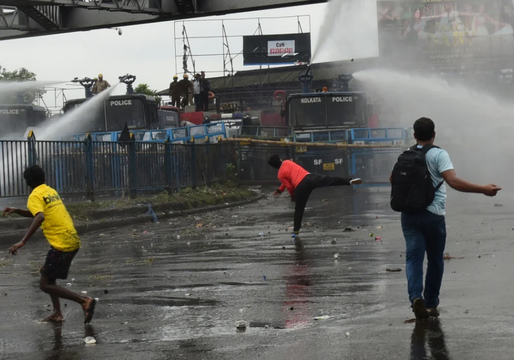 বিজেপির নবান্ন অভিযান নিয়ে স্বরাষ্ট্র সচিবের রিপোর্ট তলব হাইকোর্টের