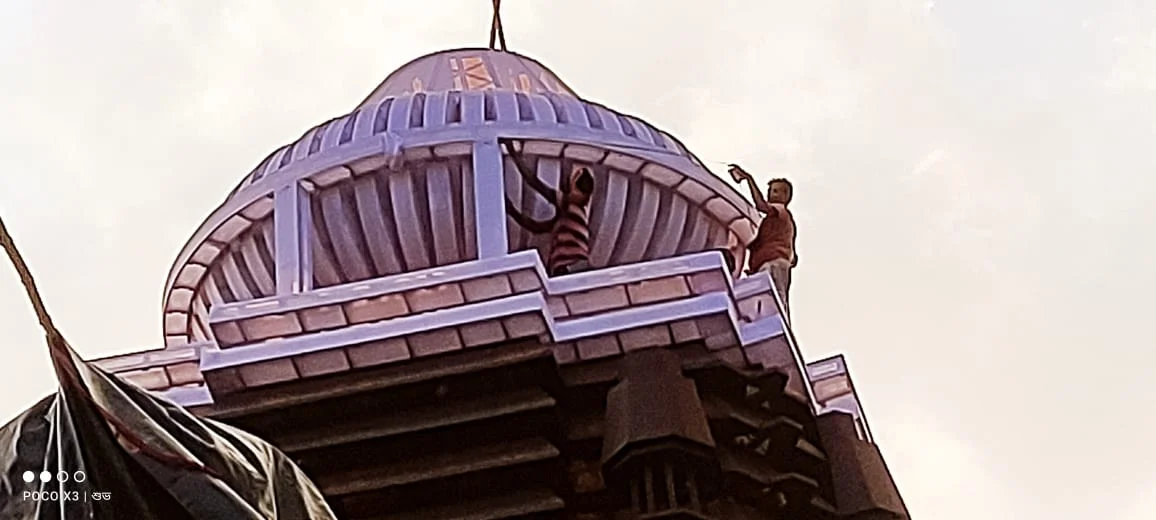 থিম বনাম সাবেকি, জমজমাট হাওড়ার পুজো 