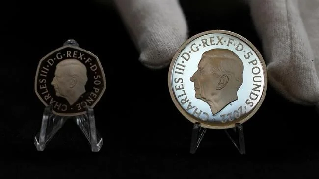 রাজা ৩য় চার্লসের নয়া মুদ্রা