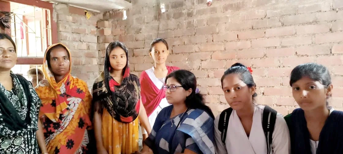 প্রধান  শিক্ষিকার উদ্যোগে  বন্ধ  হল নাবালিকার বিয়ে