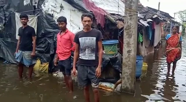 জল যন্ত্রণায় জেরবার মন্দিরবাজারের মিরপুর গ্রাম, এলাকাবাসির বিরুদ্ধেই অভিযোগ  পঞ্চায়েত প্রধানের