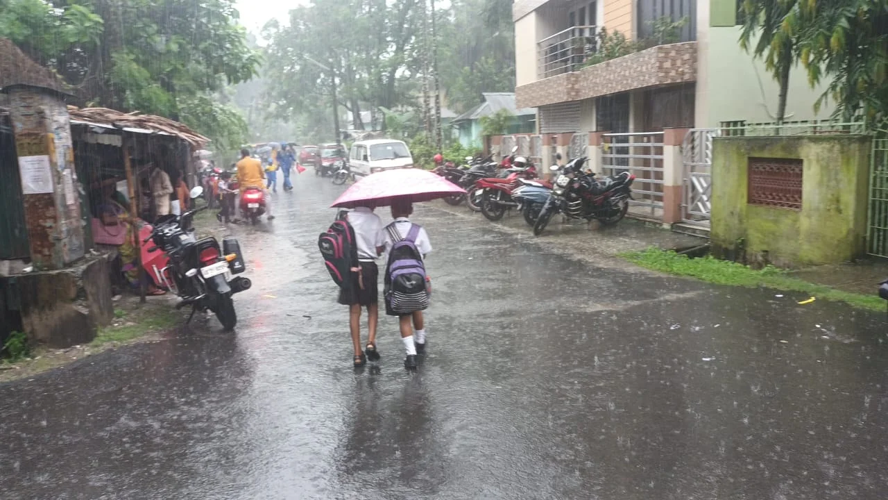 উত্তরবঙ্গ সহ জলপাইগুড়ির বর্তমান আবহাওয়া