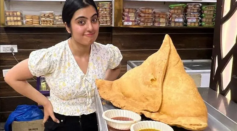 বাজারে বিকচ্ছে বাহুবলি শিঙারা, খেতে পারলেই হাতে গরম ৫১ হাজার, দেখুন ভাইরাল ভিডিও