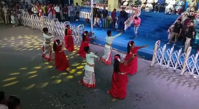 এবার পুজো কার্নিভাল হাওড়ায়, অংশ নিল ১৬টি পুজো কমিটি