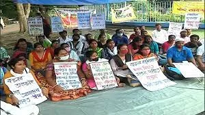   আগামীকাল রেডরোডে কার্নিভাল, এসএসসি চাকুরীপ্রার্থিদের  ধর্মতলায় ধর্নায় না বসার নির্দেশ