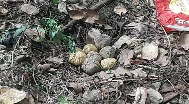 গোলাবাড়িতে ট্রাফিক পুলিশের অফিসের সামনে থেকেই মিললো বোমা, ঘটনাস্থলে বম্ব স্কোয়াড