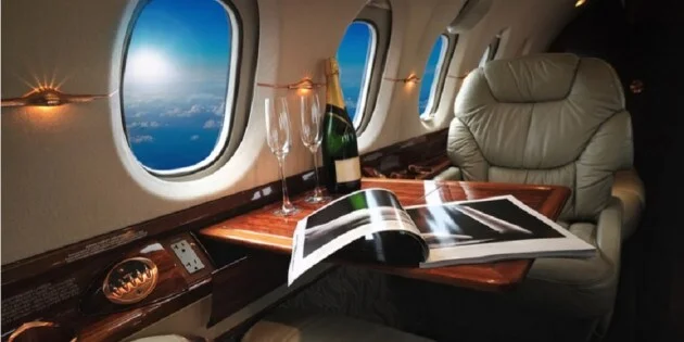 পর্যটক টানতে বিমানের ৫ লক্ষ টিকিট বিনামূল্যে!