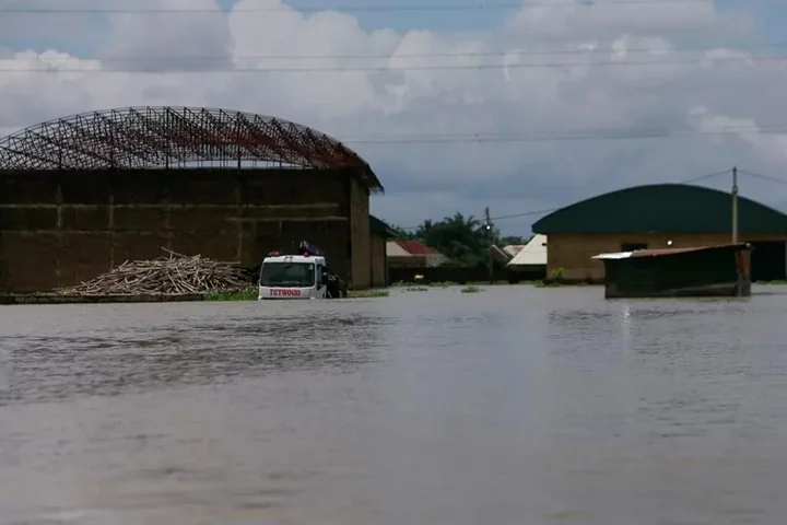 নাইজেরিয়ায় নৌকাডুবি; নিহত ৭৬