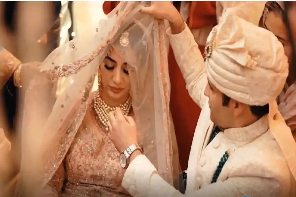 আইএএস আতহার আমিরের বিয়ে কাশ্মীরিকন্যা মেহরিনকে