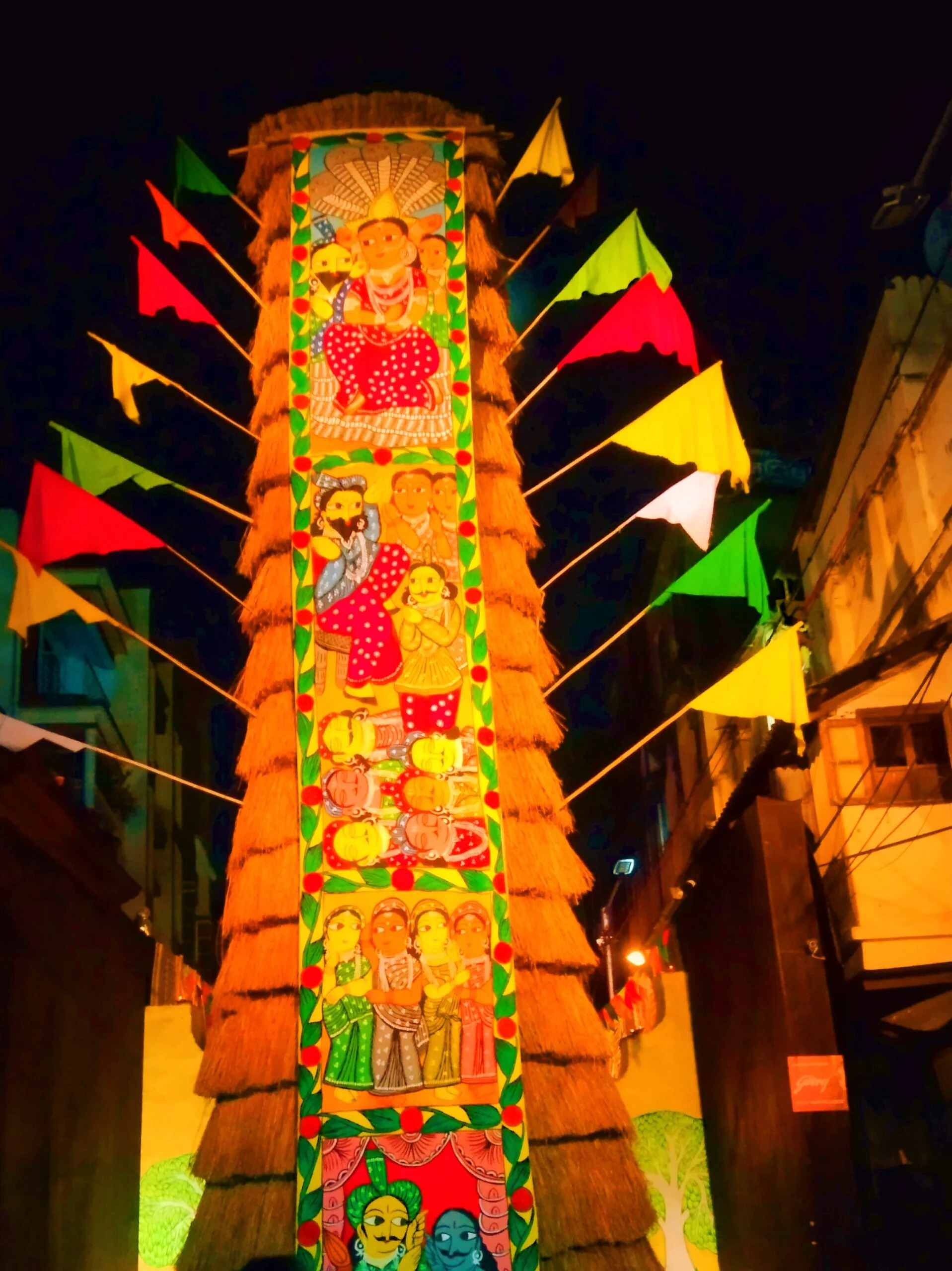 শহর ও শহরতলীর বেশ কিছু সেরা পুজোর ছবি, পুবের কলম ডিজিটালে দেখুন ফটো গ্যালারি