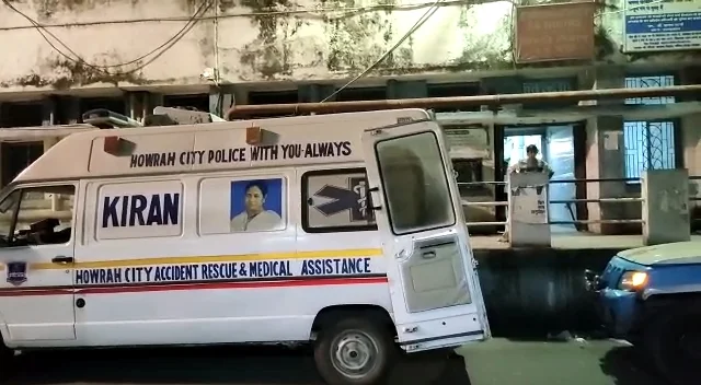 চলন্ত গাড়িতে ভিডিও কলিংয়ে মত্ত চালক, ১৬ নম্বর জাতীয় সড়কে দুর্ঘটনায় জখম ২০