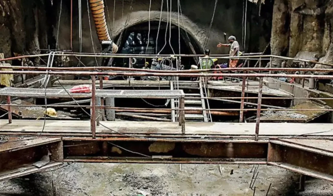 বউবাজারে ফাটল কাণ্ড: মেট্রোর সুড়ঙ্গে জলস্রোত ৭৫ থেকে ৮০ শতাংশ রোধ করা সম্ভব হয়েছে, জানাল কেএমআরসিএল