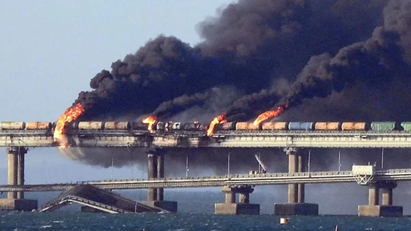 অসামরিক পরিকাঠামোতে আঘাত আসলে ‘সন্ত্রাসী তৎপরতা’ জেলোনেস্কিকে  তোপ পুতিনের