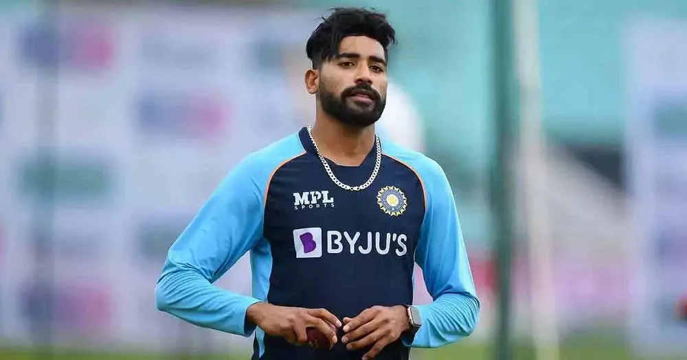 বুমরাহর জায়গায় সিরাজকে দলে নেওয়া হোক: গাভাসকর