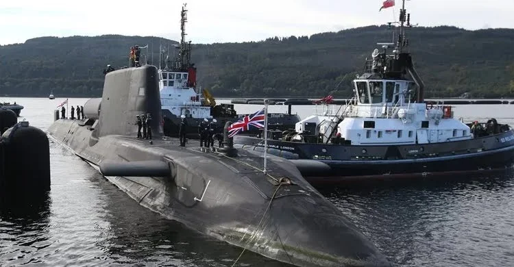 ব্রিটেনের সাবমেরিনে নারীদের যৌন হেনস্থা!