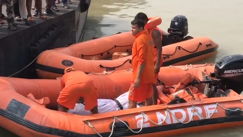 প্রায় দুদিন পর উদ্ধার হল ডায়মন্ডহারবারে হুগলি নদীতে তলিয়ে যাওয়া দুই বোনের দেহ