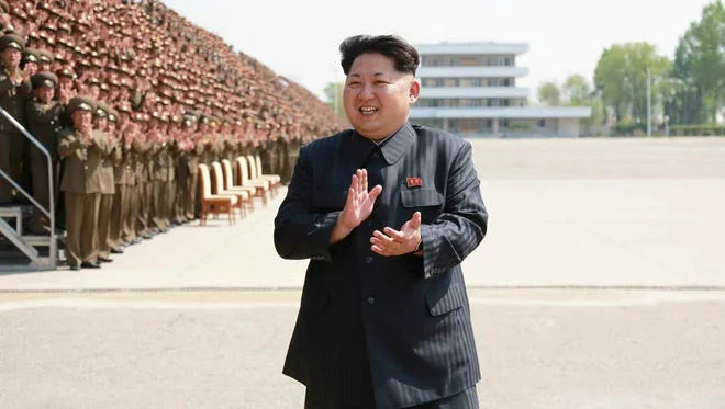 কিমের দেওয়া উপহার নিয়ে বেজায় বেকায়দায় দক্ষিণ কোরিয়া,জানতে হলে পড়তে হবেই