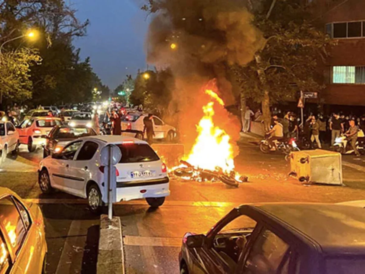 বেলজিয়ামে দাঙ্গা, আটক বহু মানুষ