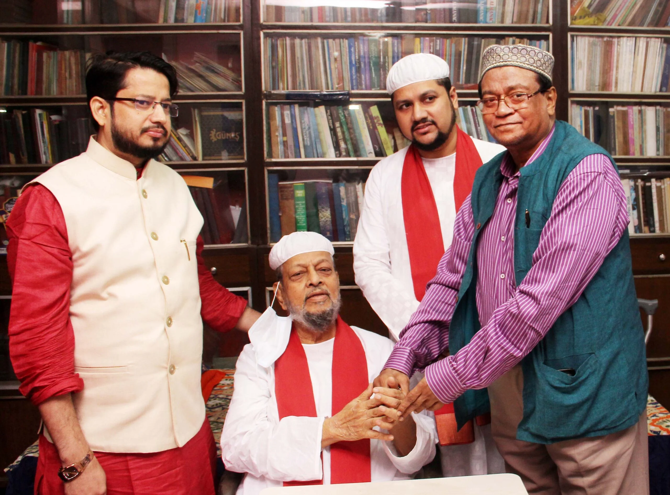 দায়রা শরীফে ফাতিহায়ে ইয়াযদাহুম