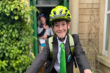 আইনস্টাইনের চেয়েও বুদ্ধি বেশি ইউসুফের!