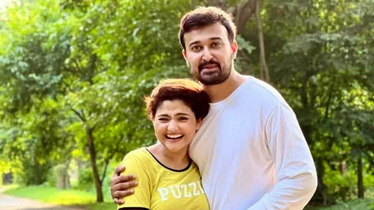 ঐন্দ্রিলা কে নিয়ে করা যাবতীয় সোশ্যাল মিডিয়া পোস্ট কেন মুছলেন সব্যসাচী,বাড়ছে আশঙ্কা