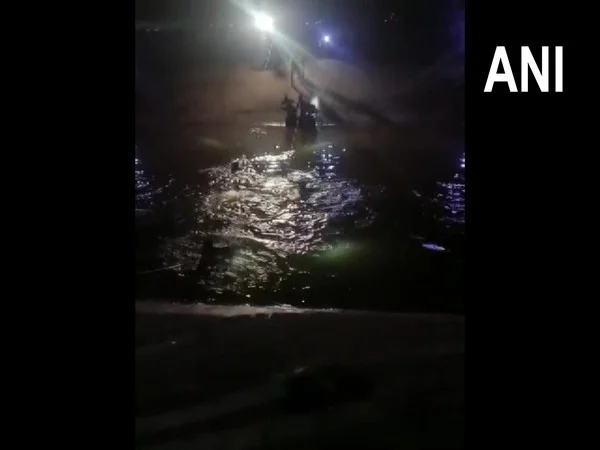 গুজরাতে নর্মদা নদীতে তলিয়ে গিয়ে মৃত্যু একই পরিবারের পাঁচজনের