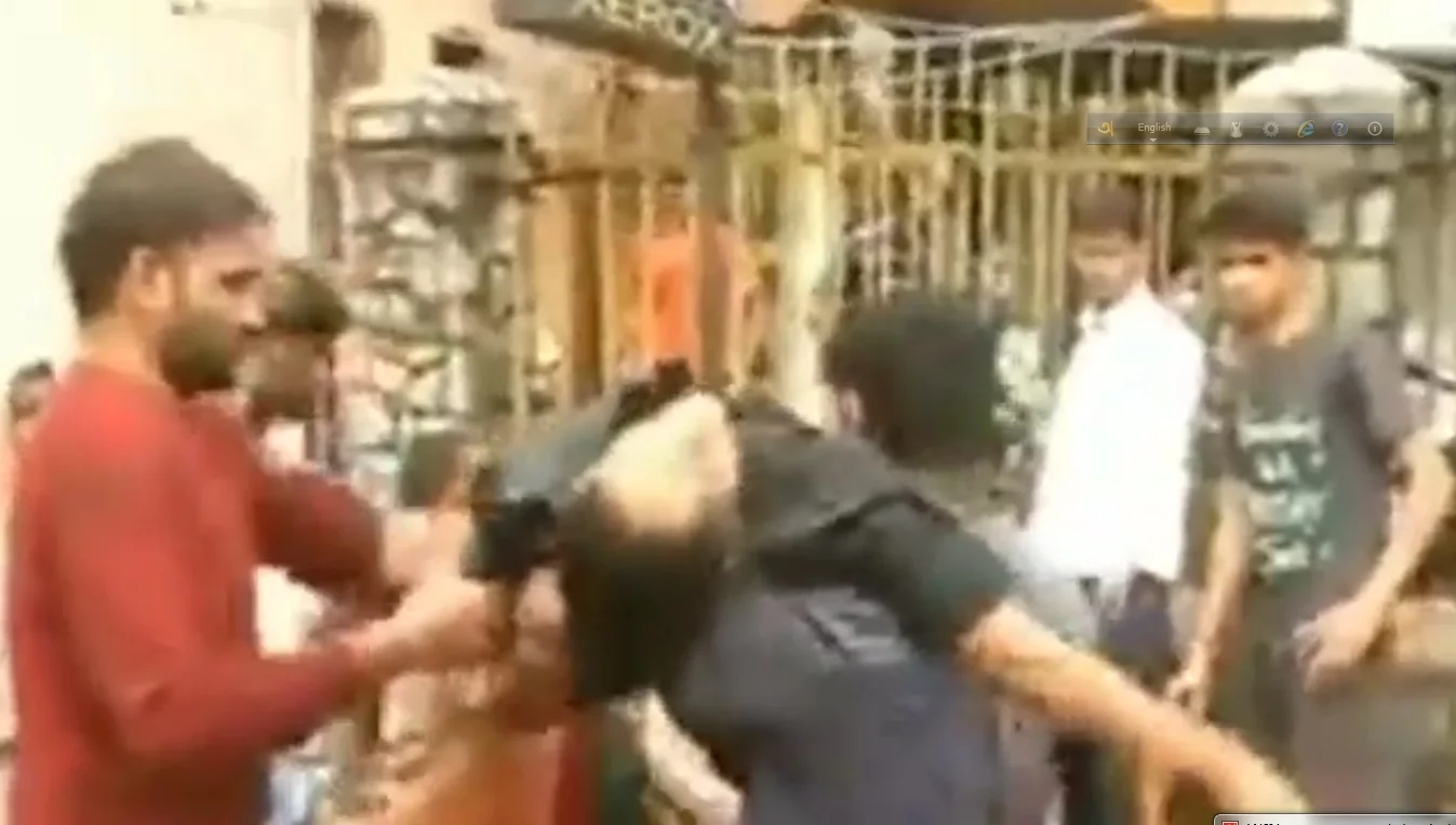 অবিরাম বৃষ্টিতে জলবন্দি চেন্নাইয়ের বহু শহর,  খোলা ম্যানহোলের ভিতরে ছিটকে পড়লেন মহিলা