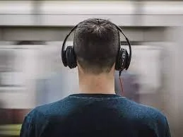 শ্রবণশক্তি হারানোর ঝুঁকিতে ১৩৫ কোটি মানুষ