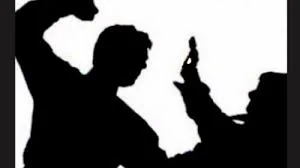 পরিচয় গোপন রেখে হিন্দু মেয়ের সঙ্গে সাক্ষাৎ, মুসলিম যুবককে বেধড়ক মার বজরং দলের