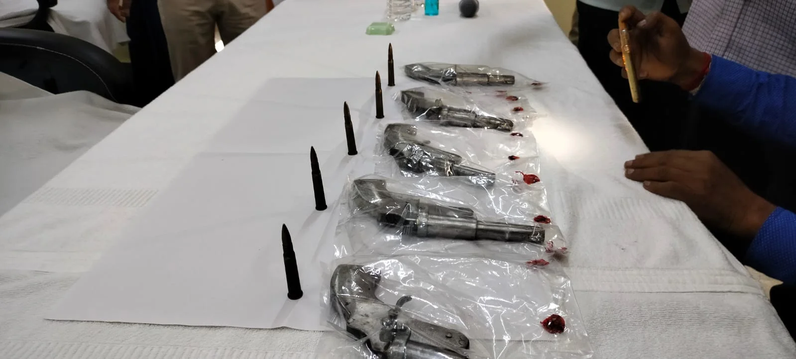 আবারো বড়সড় সাফল্য  সাগরদিঘী থানার পুলিশের, অস্ত্র ও কার্তুজ সহ গ্রেফতার এক