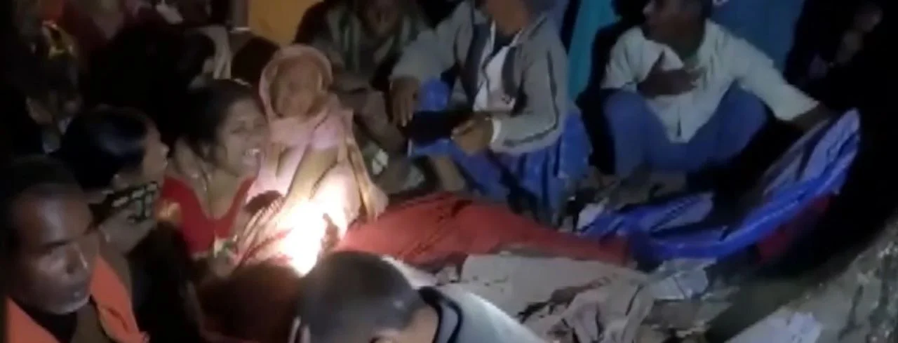 বেপরোয়া ট্রাকের ধাক্কায়  বিহারের বৈশালীতে নিহত আট শিশু  সহ ১২ জন ,শোকপ্রকাশ রাষ্ট্রপতি, প্রধানমন্ত্রীর