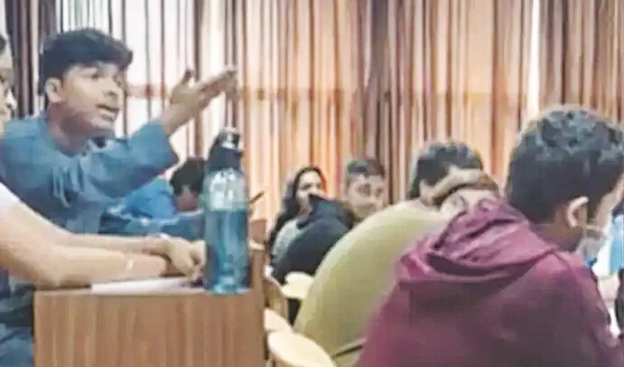 পড়ুয়াকে সন্ত্রাসীর সঙ্গে তুলনা মনিপাল ইন্সটিটিউটে! ২৬/১১ তামাশা নয়, বললেন মুসলিম ছাত্র