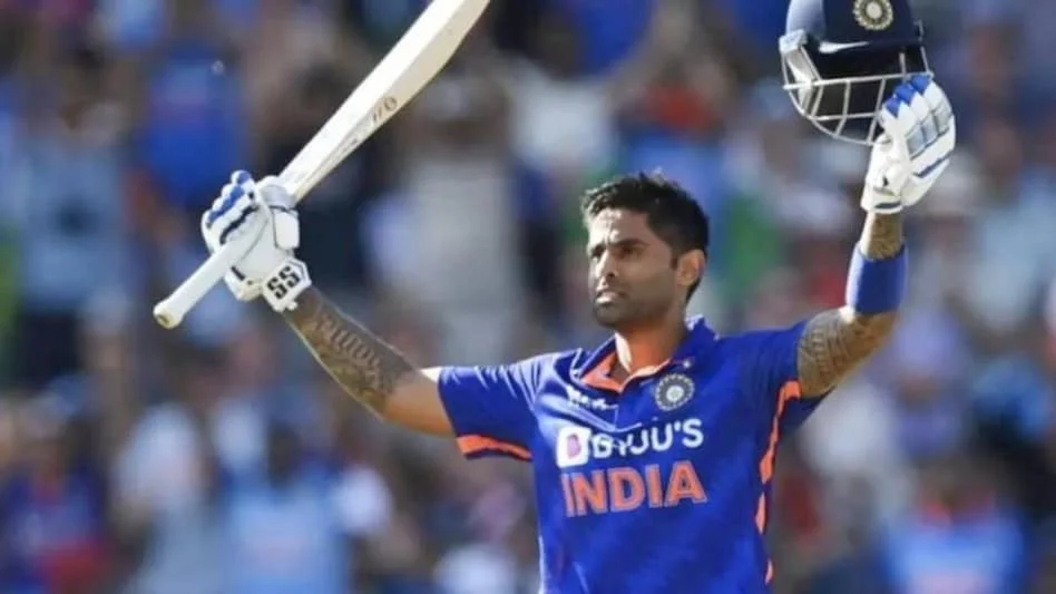 টি-২০ র‌্যাঙ্কিং, রিজওয়ানকে সরিয়ে শীর্ষে সূর্যকুমার