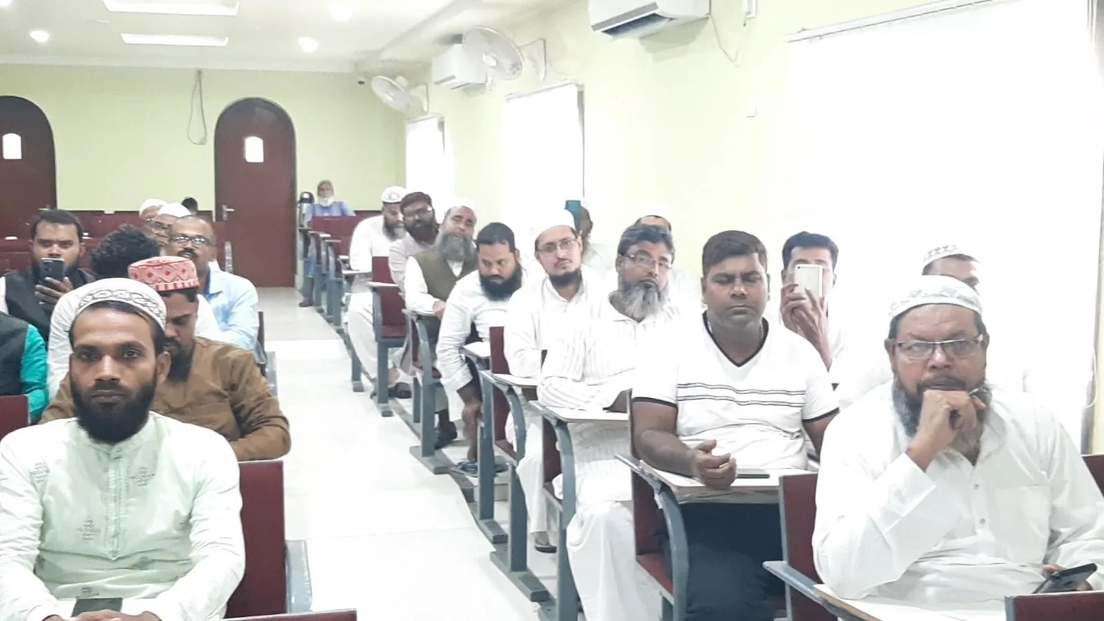 ঈমানের দাবিতে ঐক্যবদ্ধ হওয়ার ডাক ঐক্যপন্থী আলেম ও বুদ্ধিজীবীদের 