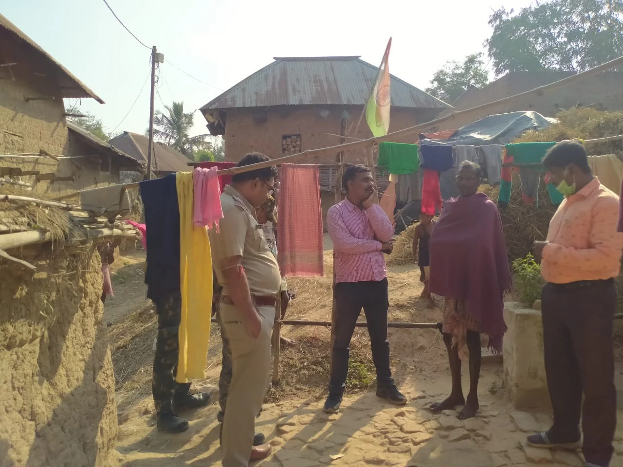 স্বেচ্ছাসেবী সংস্থা ও পুলিশের উদ্যোগে বন্ধ হল ২ নাবালিকার বিয়ে