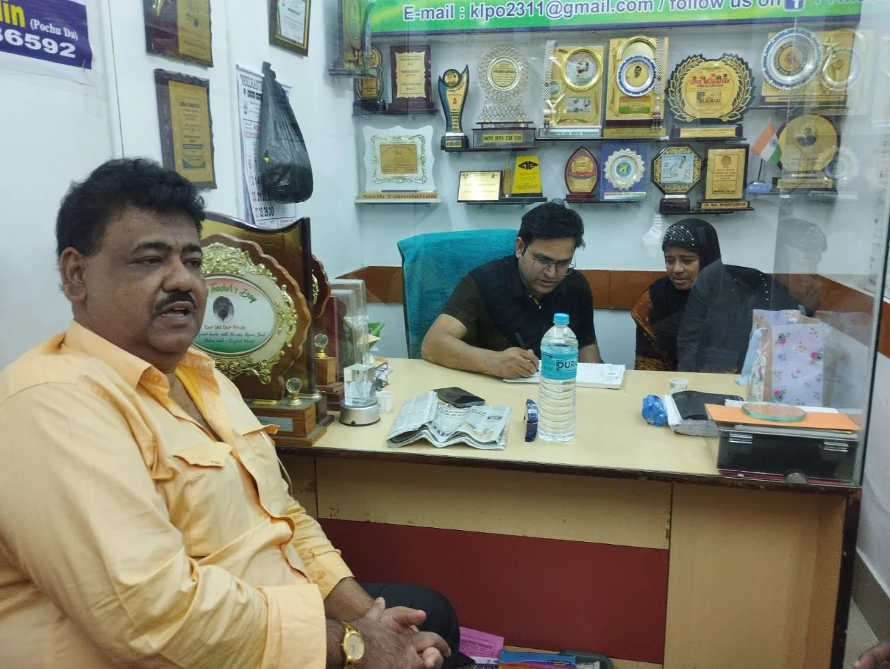 একবালপুরে দুস্থদের বিনামূল্যে চিকিৎসা