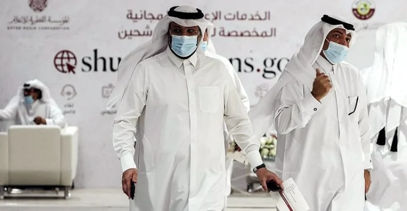 কাতারের পোশাক নিয়ে ব্যঙ্গ করে ক্ষমা চাইলেন ধারাভাষ্যকার