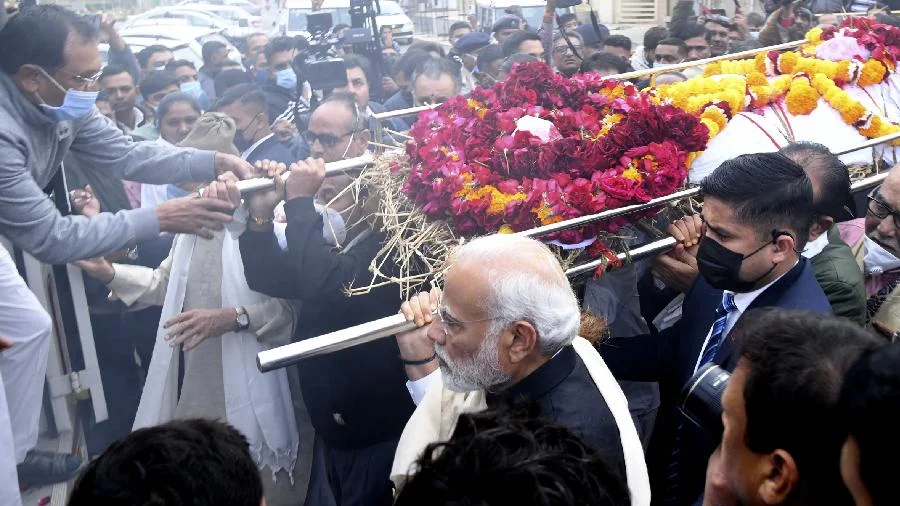 প্রধানমন্ত্রী নরেন্দ্র মোদির মা হীরাবেনের প্রয়াণে শোকজ্ঞাপন বাংলার মুখ্যমন্ত্রী সহ দেশের রাষ্ট্রনায়কদের