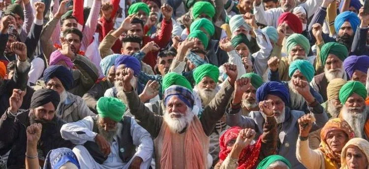 কৃষকদের বিরুদ্ধে দায়ের হওয়া ৮৬টি মামলা প্রত্যাহার করছে কেন্দ্র