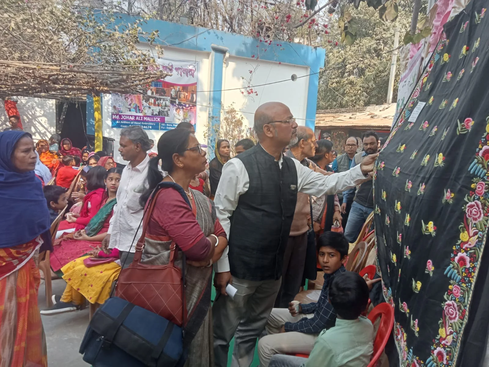 বাংলার চিরন্তন ঐতিহ্য নকশিকাঁথা রক্ষায় উদ্যোগ পুরস্কারপ্রাপ্ত সূচি শিল্পী জোহর আলী মল্লিকের