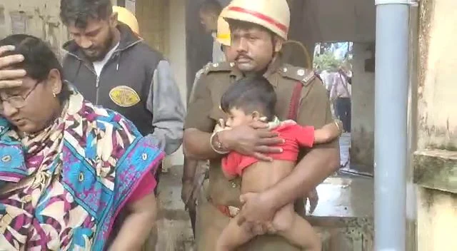 নিউটাউনে গ্যাস সিলিন্ডার ফেটে বিস্ফোরণ, ঘটনাস্থলে দমকলের ৫টি ইঞ্জিন